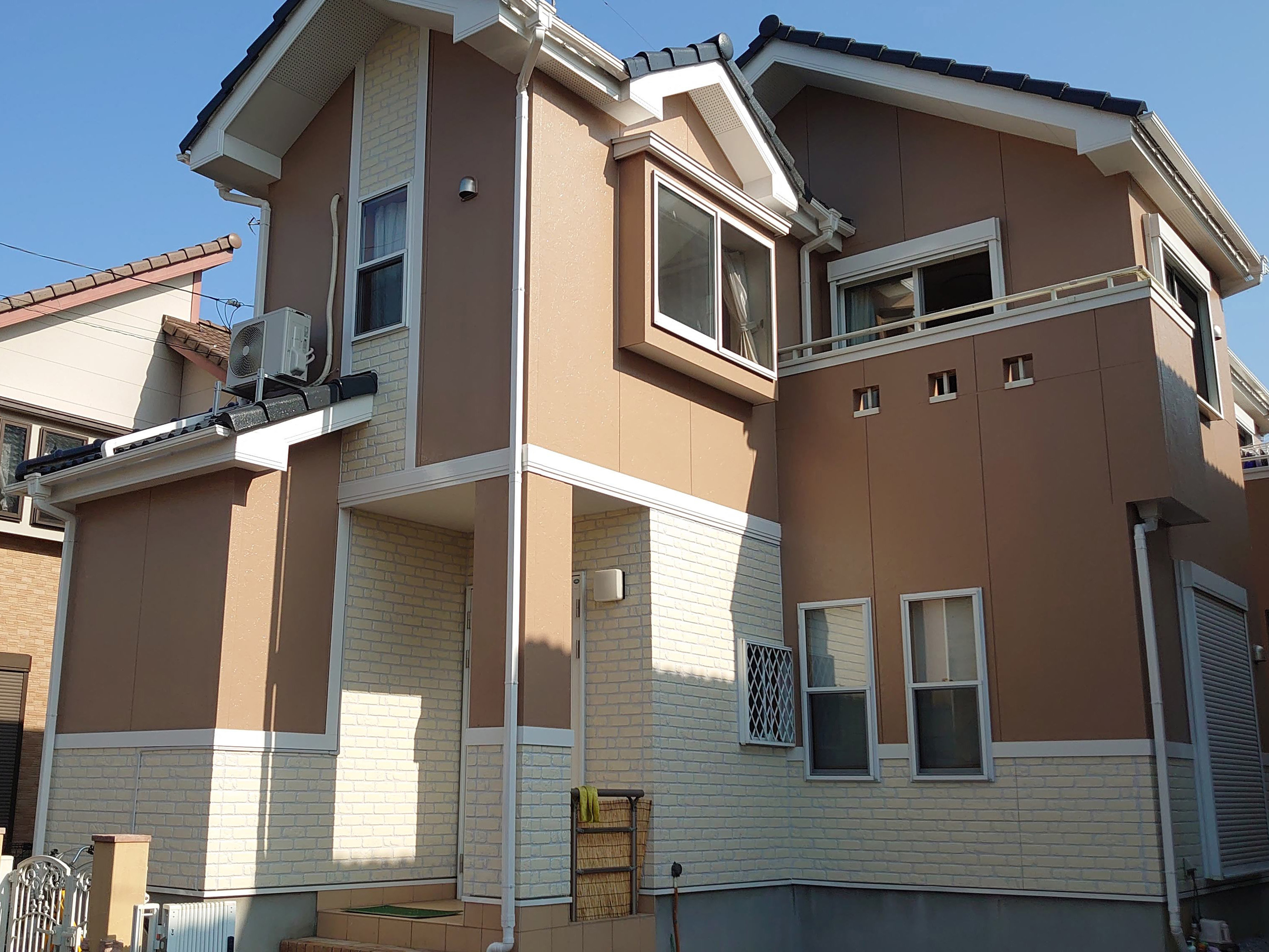 埼玉県北本市S様邸の屋根塗装後の写真